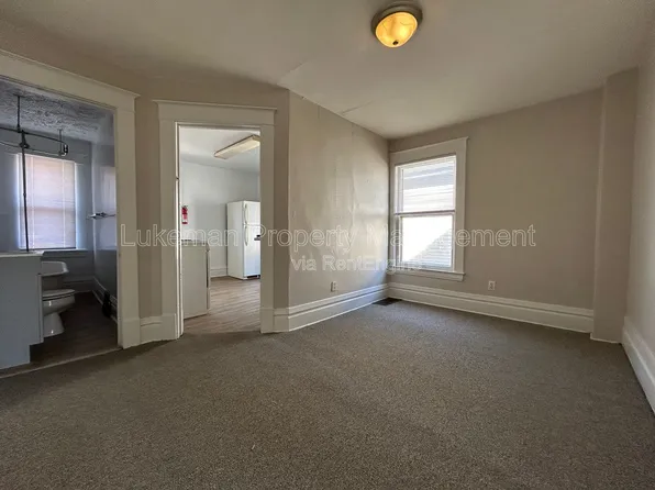 1324 S Westnedge Ave APT 4, Kalamazoo, MI 49008