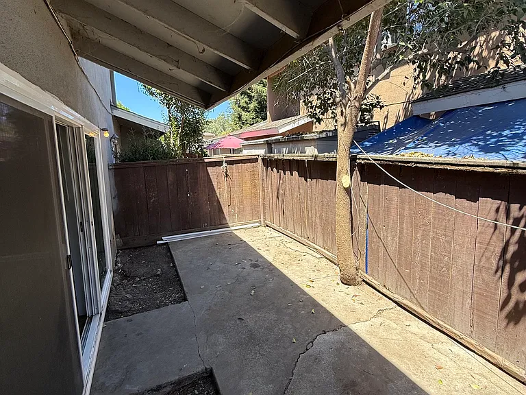 3312 Santa Rosa Ct #1 — Photo 17