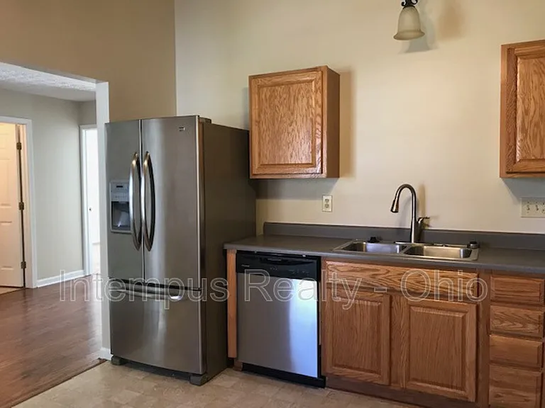 129 Lofton Cir — Photo 5