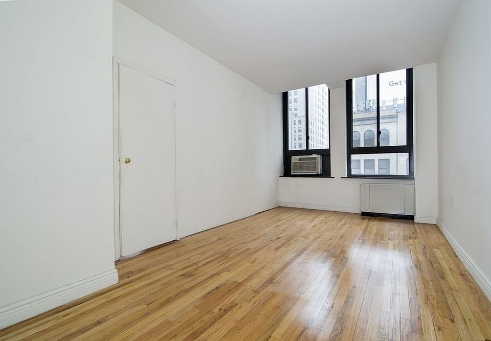 2nd image of 22 E 22nd St #11A