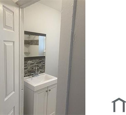 5th image of 87 N 17th St #2