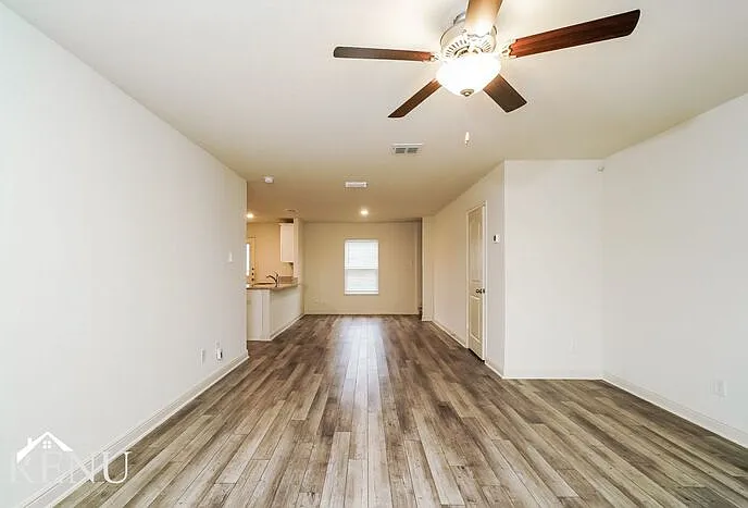 2806 Praline Ferry — Photo 7