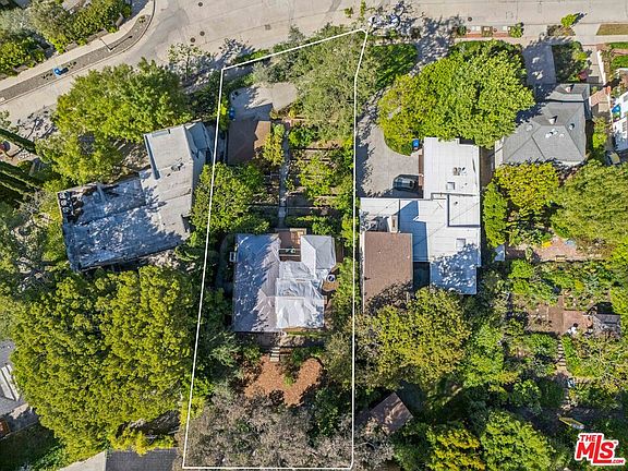 5th image of 10294 Cresta Dr