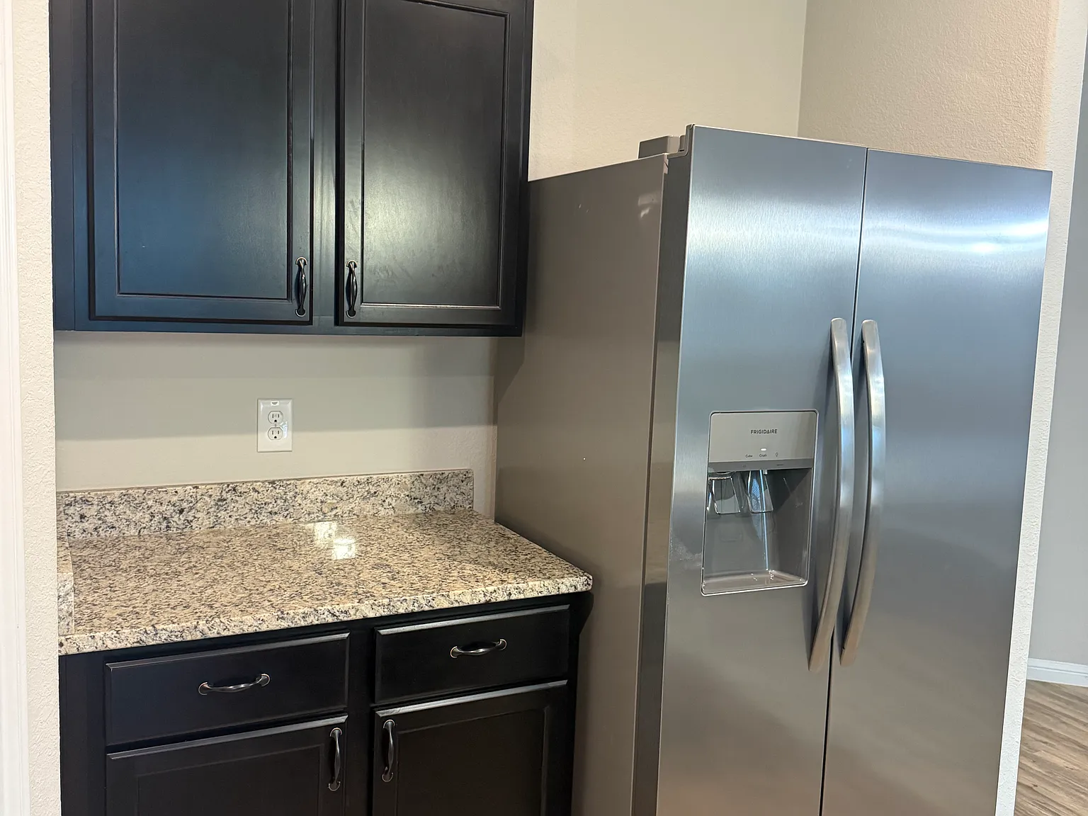 4 bed, 1822 sqft, $2,250 — Photo 3