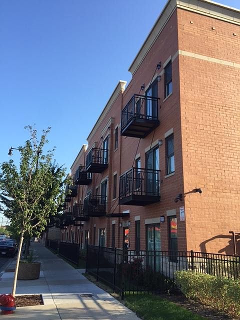 1st image of 2939 N Central Ave Unit 202