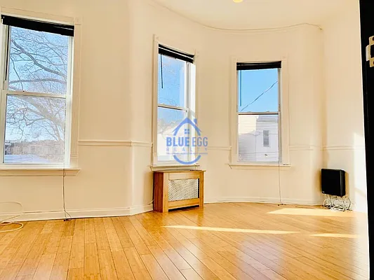 Rented by Blue Egg Realty Corp | media 13