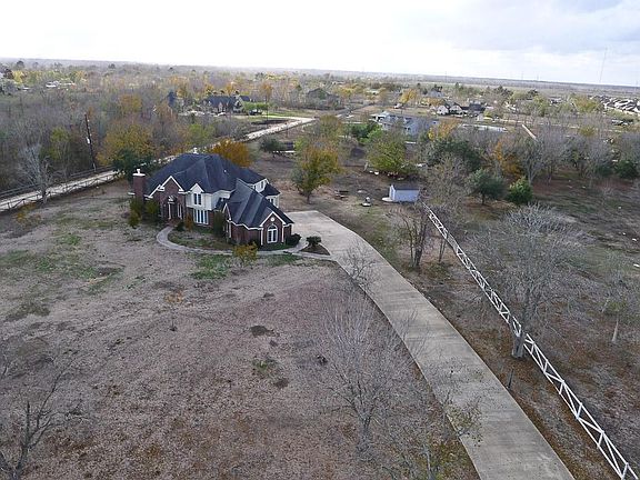 3rd image of 2750 County Road 48