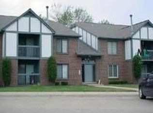 15214 Ashley Ct, Macomb, MI 48044