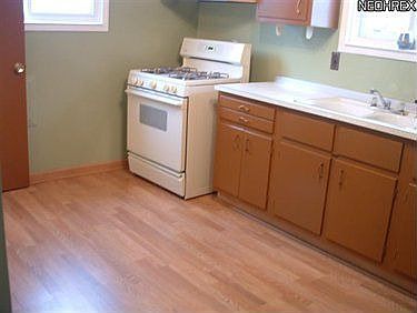 2nd image of 6428 Sandfield Dr