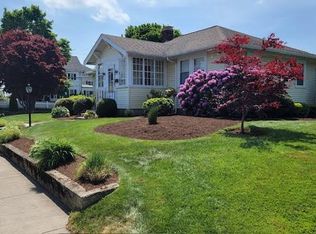 335-1 Hillside Ave, Needham Heights, MA 02494