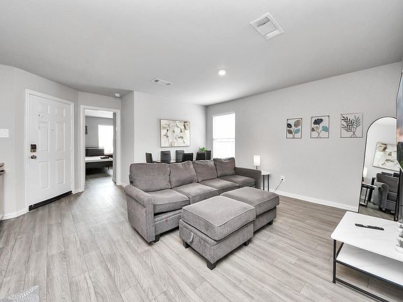 4th image of 9027 Madera Rd #A