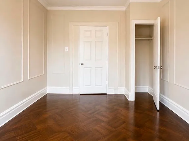 45-47 Fuller Pl #R2 — Photo 3
