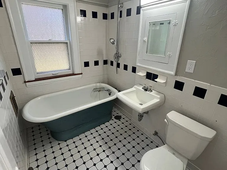 1602 Ridgefield Rd — Photo 10