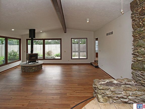 2nd image of 2611 S 41st St