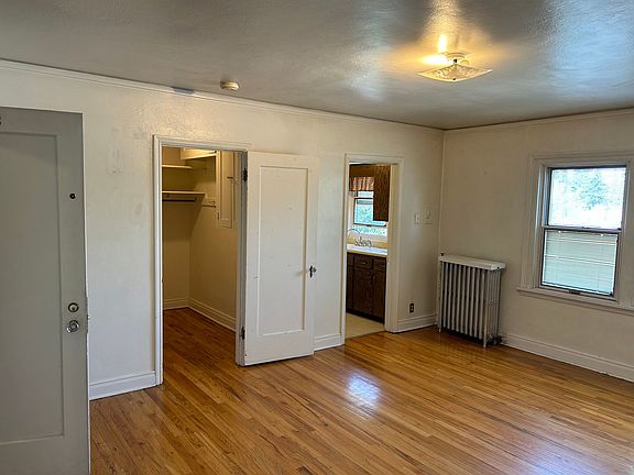 3rd image of 709 E Ivinson Ave APT 42