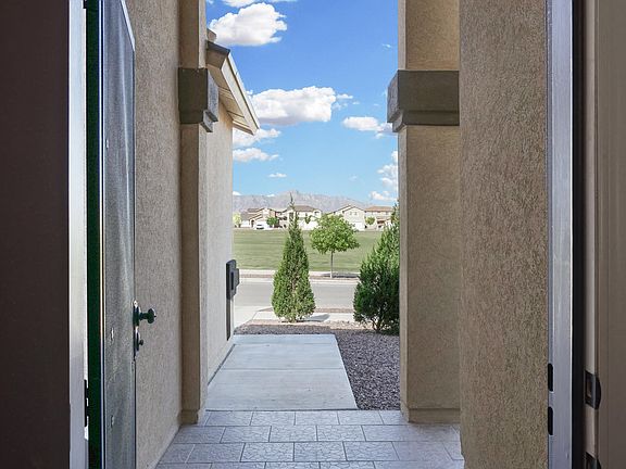 5th image of 12156 Cherry Wood Ln