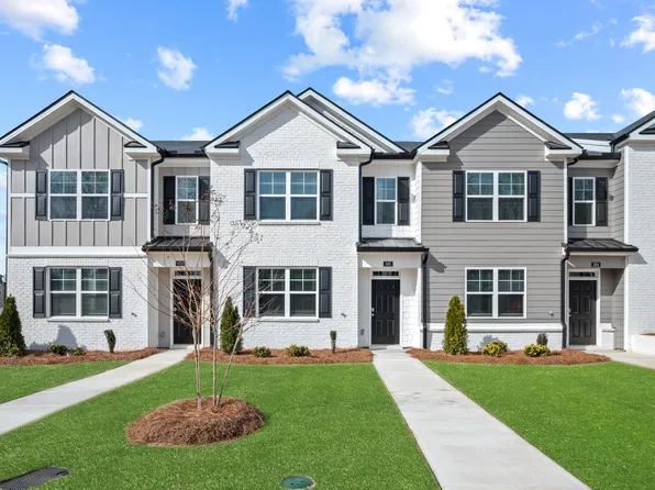 412 Reflection Dr, Stockbridge, GA 30281