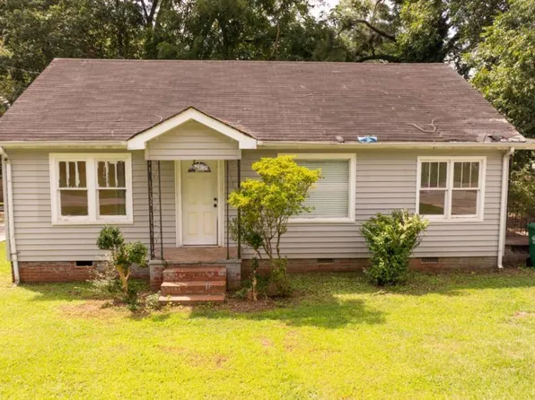 105 Mara St, Carrollton, GA 30117