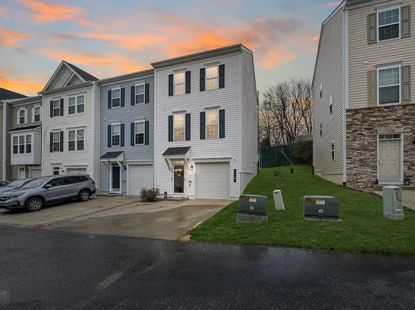 128 Woodside Dr, Morgantown, WV 26508