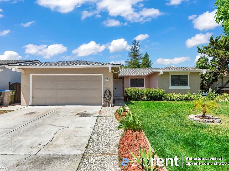1st image of 93 Cashew Blossom Dr