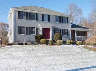 410 Olney Arnold Rd, Cranston, RI 02921