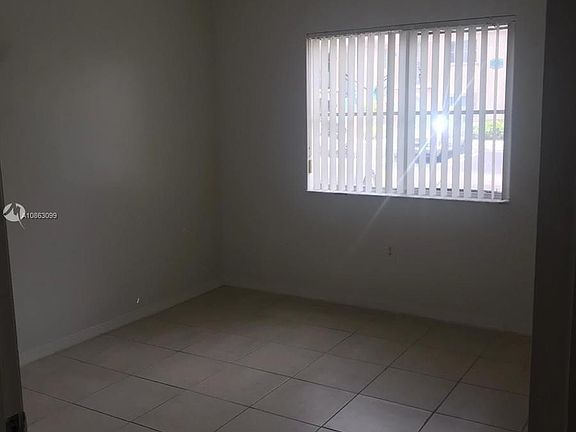 4th image of 1260 SE 31st Ct APT 101-34