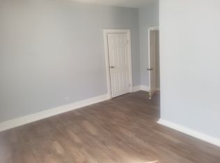 1811 Emerson St APT B, Evanston, IL 60201