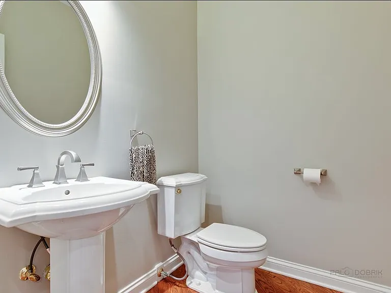 1438 Butler Ct — Photo 15