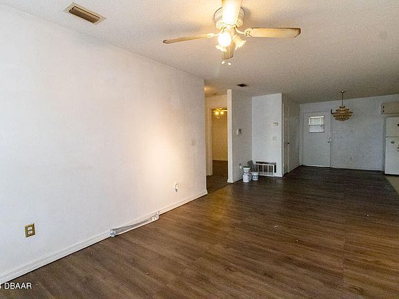 2nd image of 451 Arthur Ave