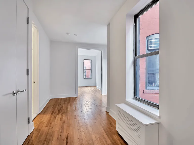 358 W 45th St #4D — Photo 5