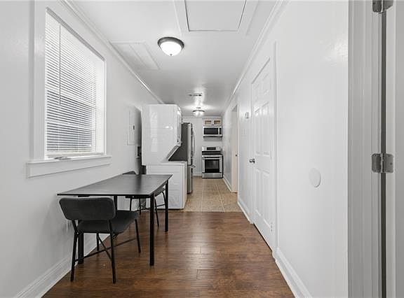 5th image of 1710A S Lopez St