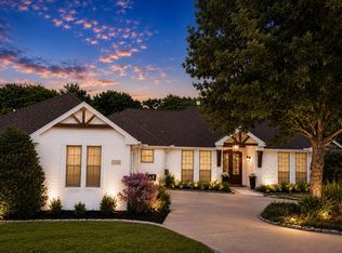 7204 Montgomery Rd, Midlothian, TX 76065