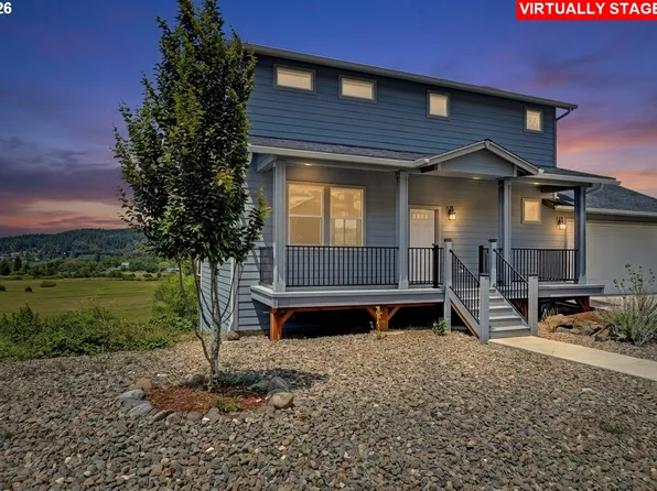 845 Forest Heights St, Sutherlin, OR 97479