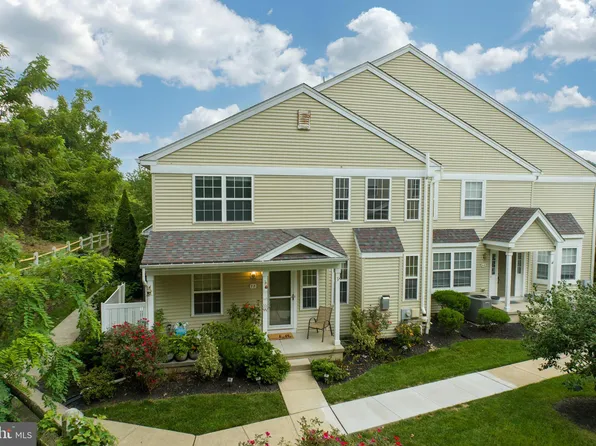 72 Granite Ln #1, Chester Springs, PA 19425