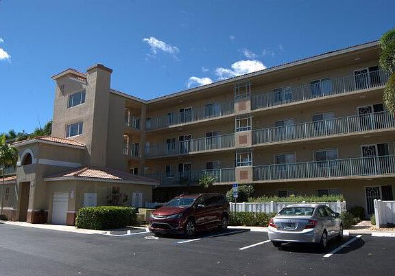 2nd image of 12511 Imperial Isle Dr APT 302