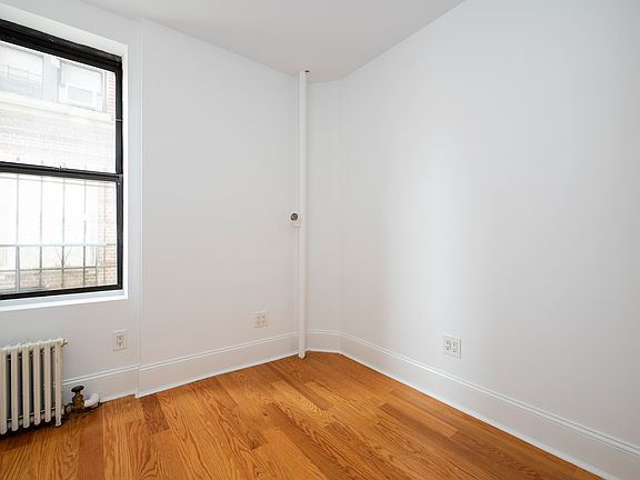 3rd image of 1059 Union St APT 1A
