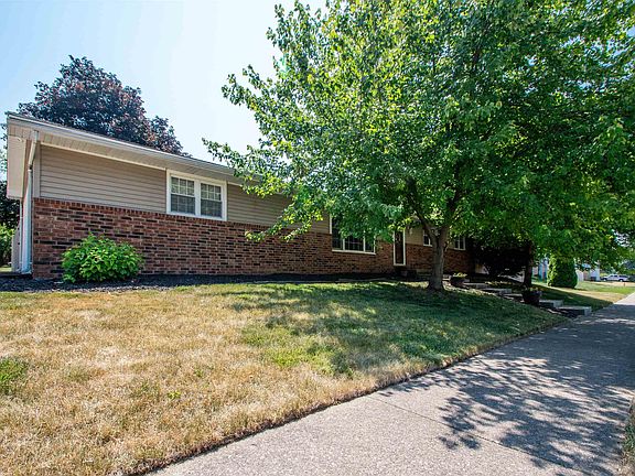 2nd image of 3808 N Melcosta Dr