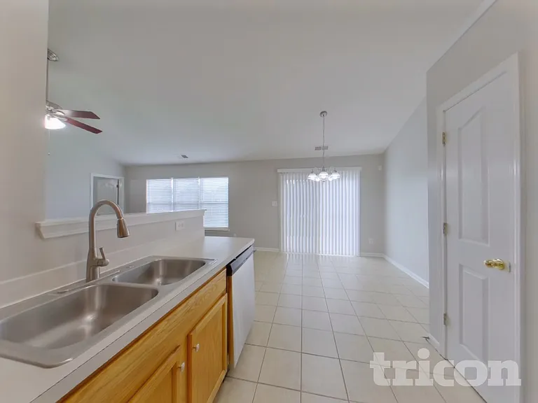 2104 Gold Nugget Dr — Photo 7