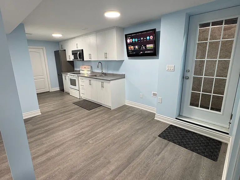 1258 Vanrose St #BASEMENT — Photo 15