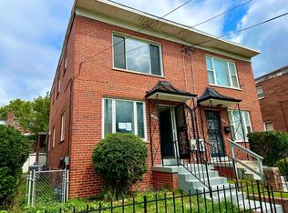 1228 Faraday Pl NE, Washington, DC 20017