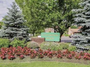 618 Wellington Pl, Aberdeen, NJ 07747