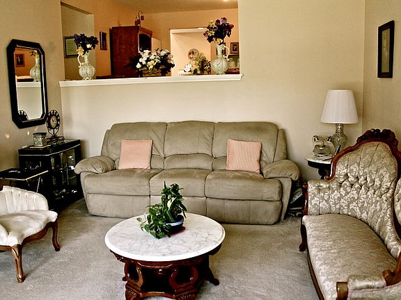 3rd image of 327 Carnegie Ct