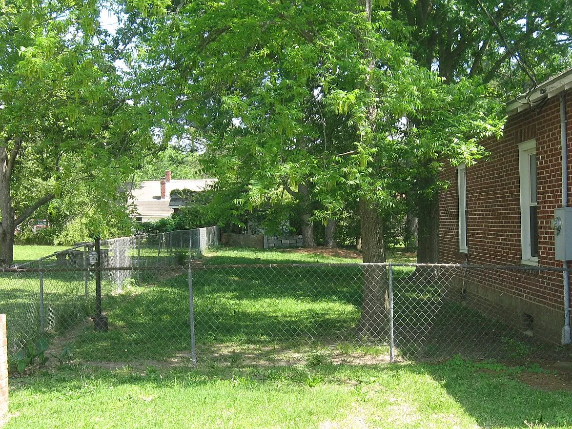 2 bed, 1150 sqft, $1,275 — Photo 4
