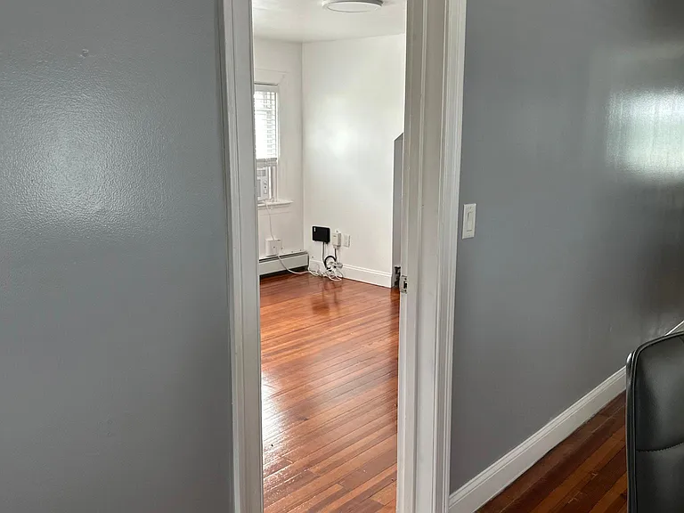 524 Warren Ave — Photo 22