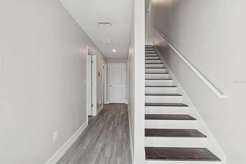 4 bed, 3.5 bath, 2511 sqft, $5,500 — Photo 4