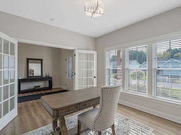 5th image of 1957 N Ridge Dr