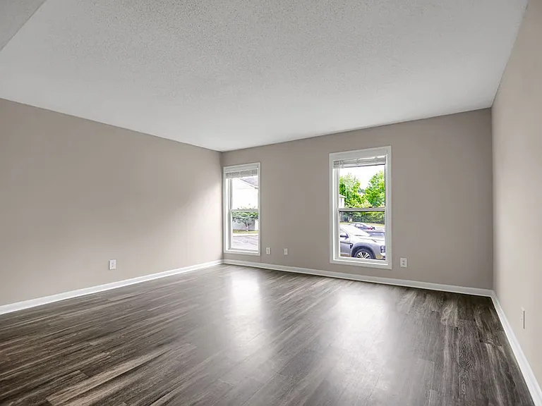 Windtree Apartment Homes — Photo 37