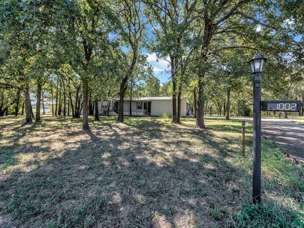 1002 Shady Ln, Springtown, TX 76082