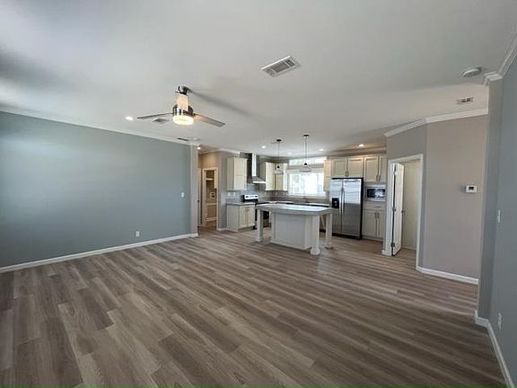 2nd image of 6429 Forest Lake Dr #7NA9OE