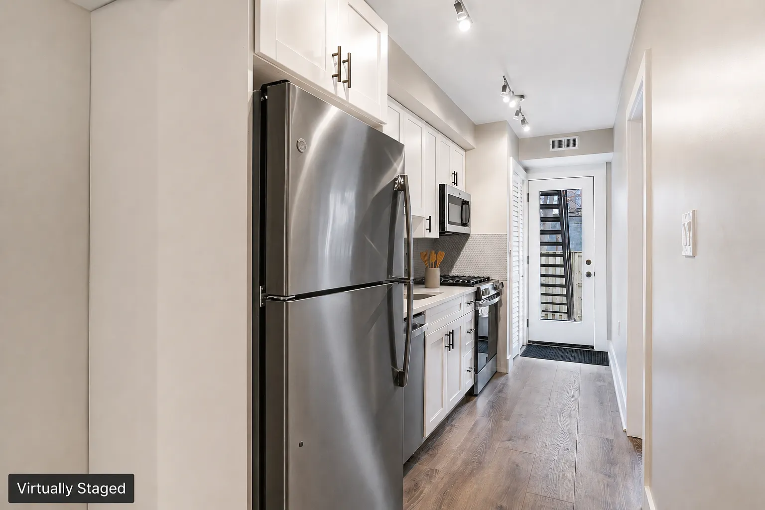 1526 2nd Street Southwest - 1 — Photo 4